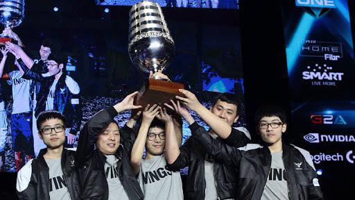 交大云汉交龙战队勇夺RoboMaster 2025四冠荣耀